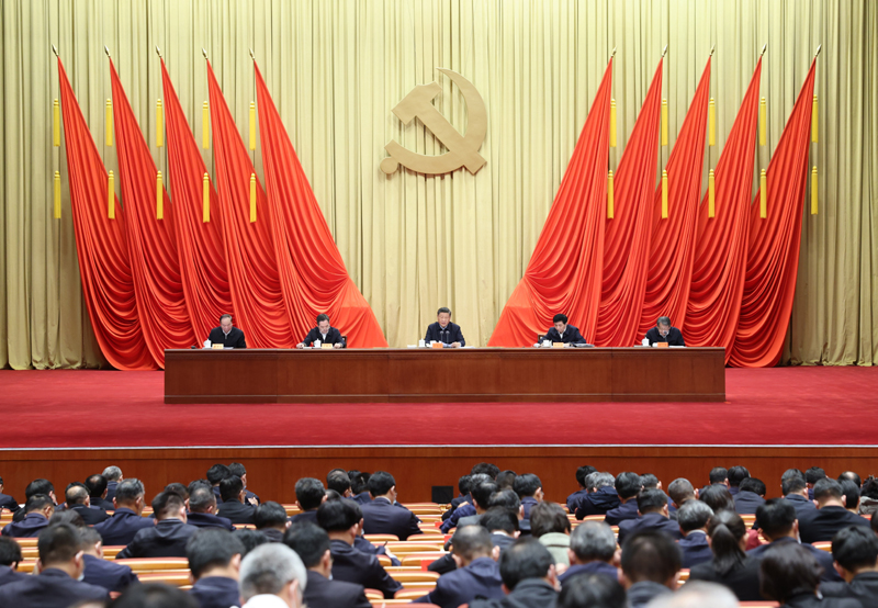 3月1日，2022年春季学期中央党校（国家行政学院）中青年干部培训班在中央党？。中共中央总书记、国家主席、中央军委主席习近平在开班式上宣布重要讲话。 新华社记者 刘彬 摄